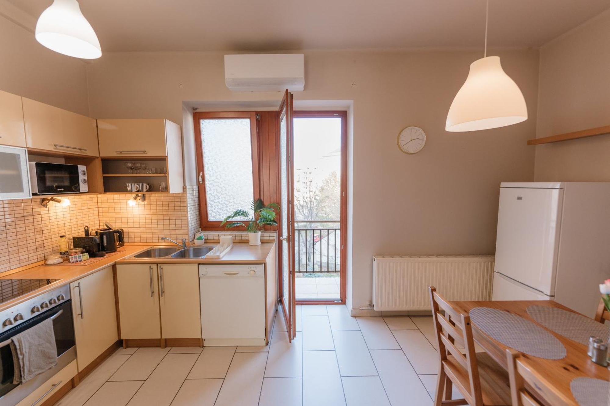Panorama Apartment Gyor Bagian luar foto