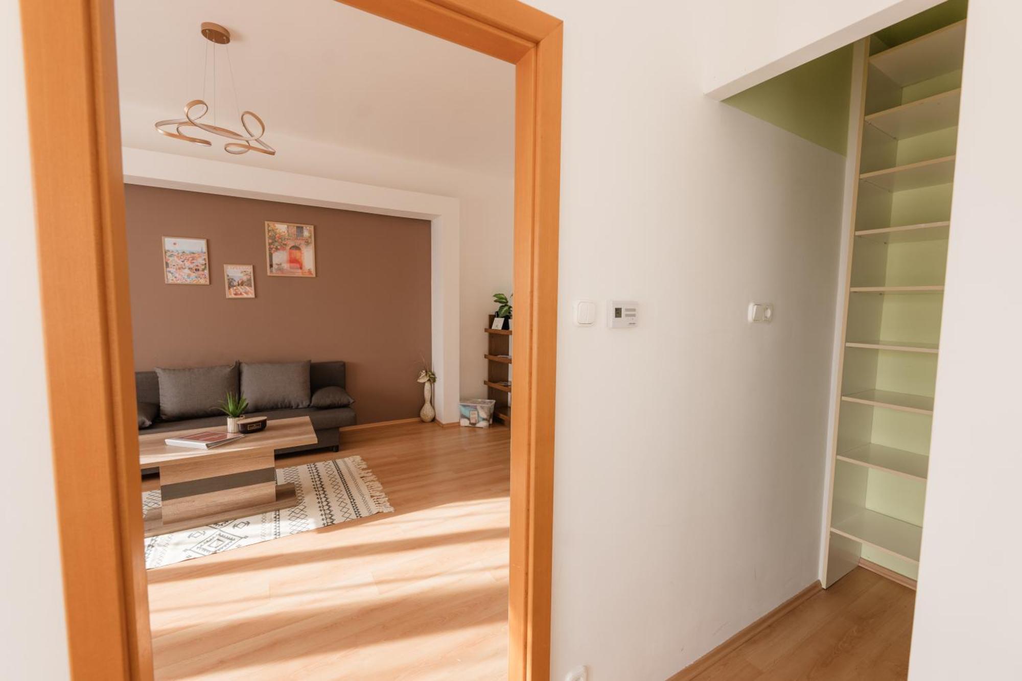 Panorama Apartment Gyor Bagian luar foto